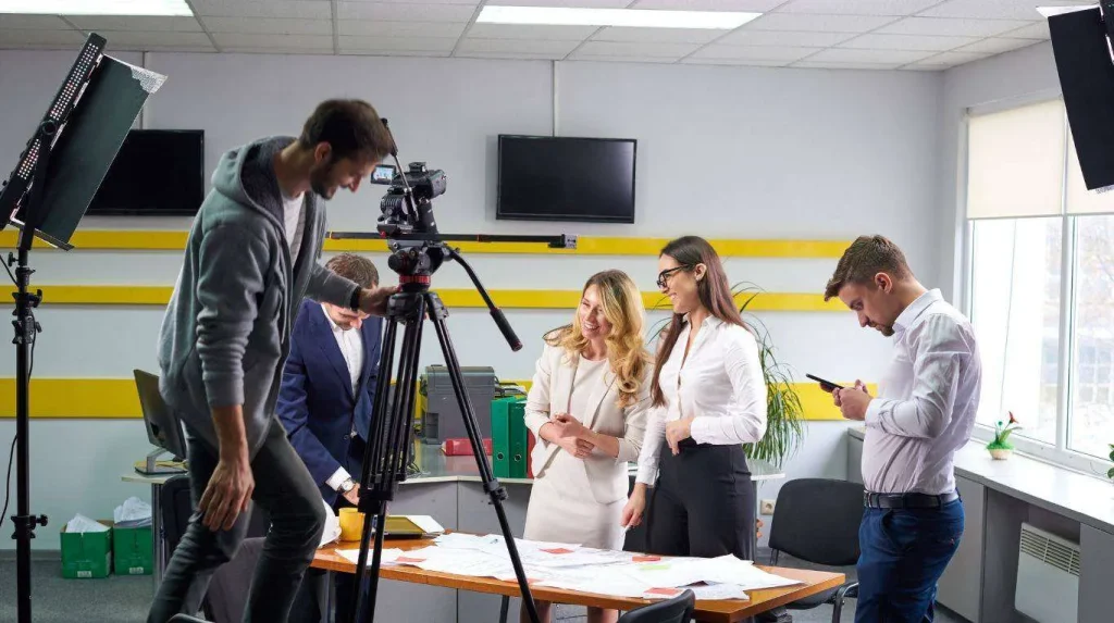 10 Reasons to Use Explainer Videos for Startups
